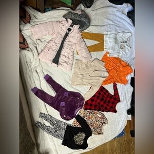 Old Navy Kids Sweater in Cream